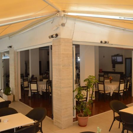 Hotel Riviera Δυρράχιο Εξωτερικό φωτογραφία