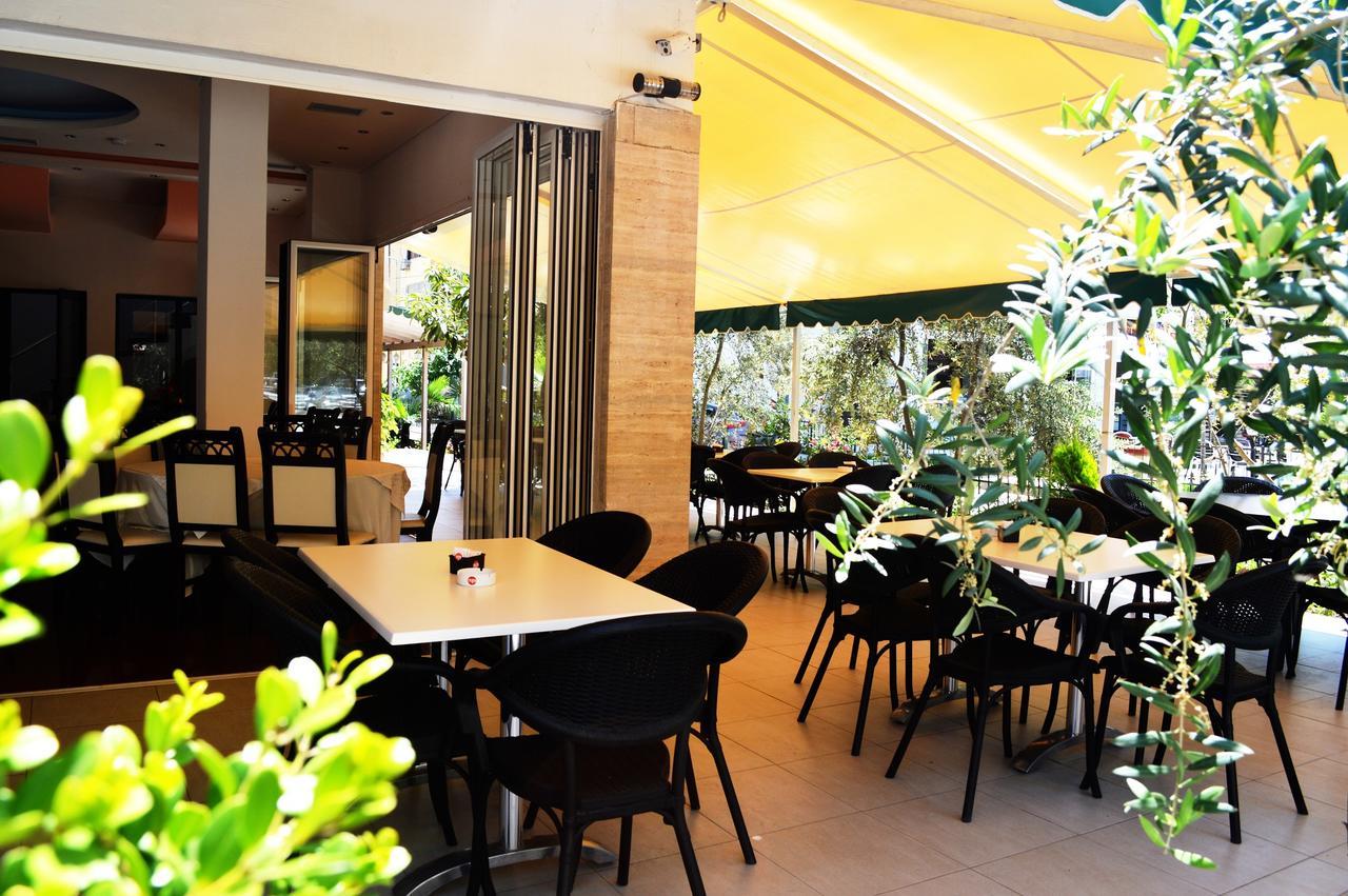 Hotel Riviera Δυρράχιο Εξωτερικό φωτογραφία
