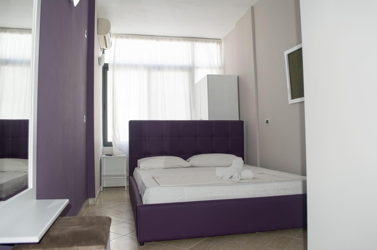 Hotel Riviera Δυρράχιο Εξωτερικό φωτογραφία