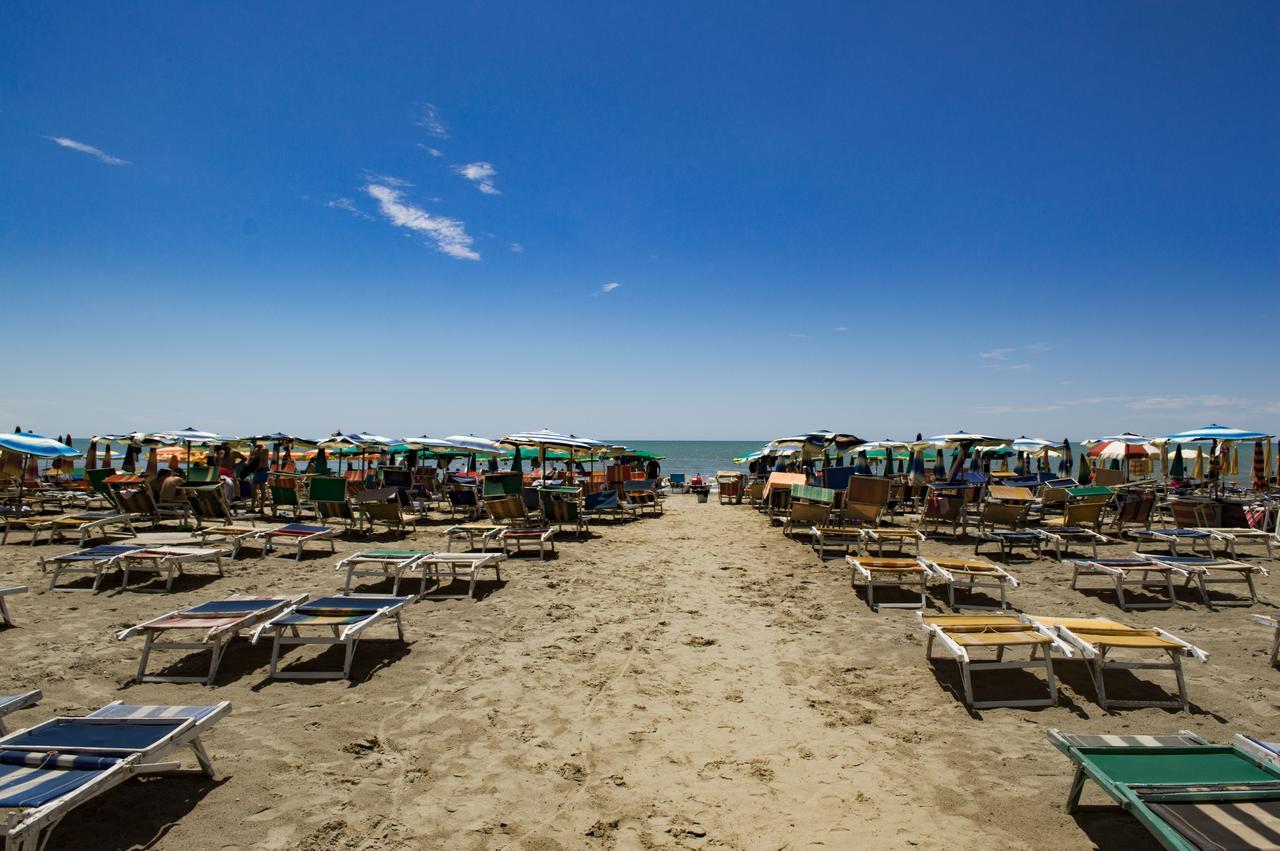 Hotel Riviera Δυρράχιο Εξωτερικό φωτογραφία